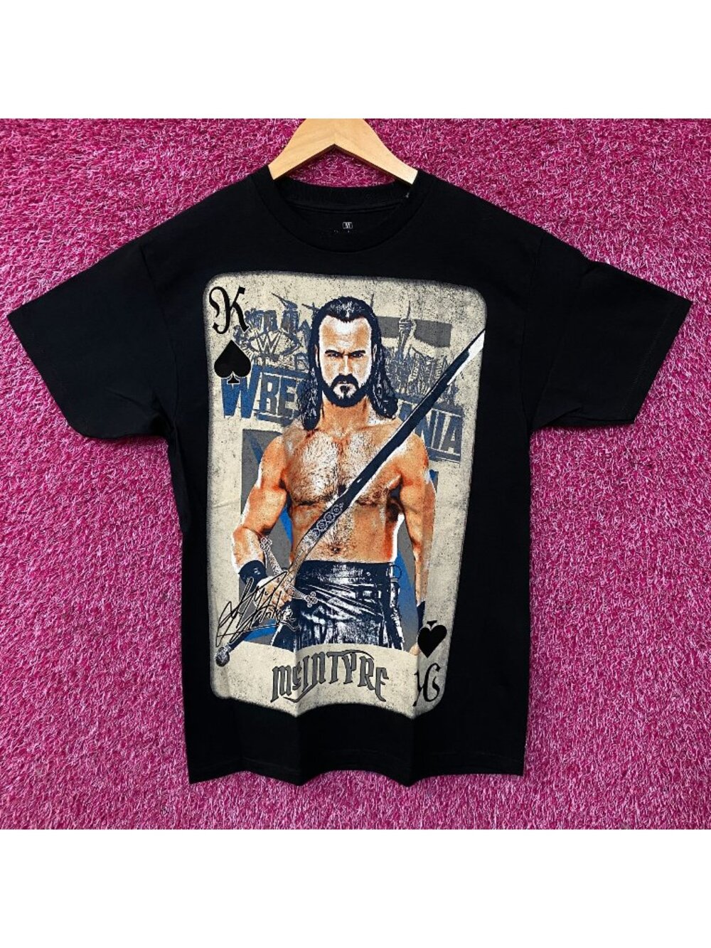 WWE Drew McIntyre WrestleMania Card Graphic T-Shirt Medium